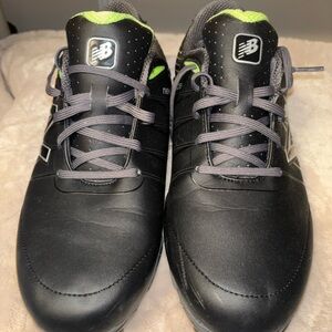 New Balance NBG2004 Men's Waterproof Spiked Comfort Golf Shoes.